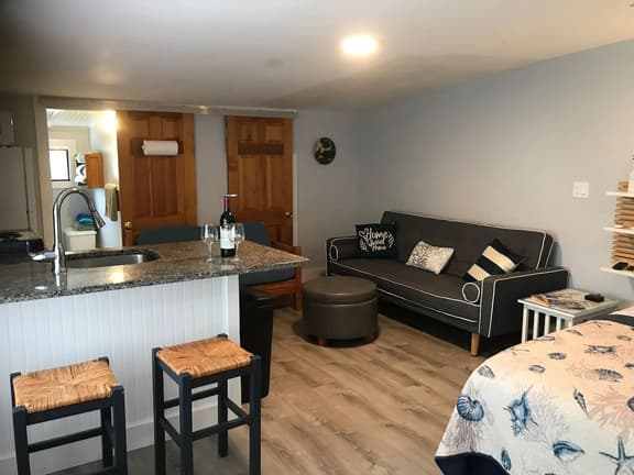 🌟Frenchie's Studio Apartment at the Dune Shack 🌈 ❤️